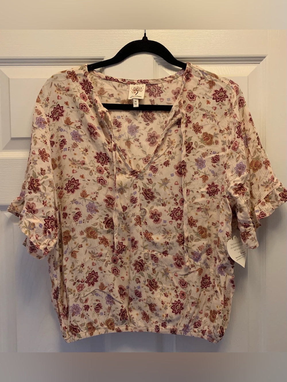 Women’s Self Esteem Flutter Sleeve Floral Blouse Size XL NWT